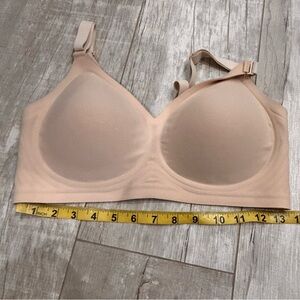 Set of 3 NEW Seamless Nude Bra Size Large